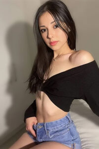 Escort Rosana ile evde veya Berlin'de bir otelde seks ve Fransız öpücüğü yaşayın