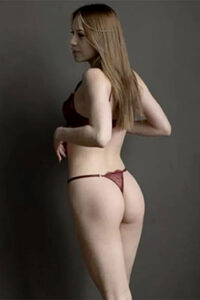 Uyarıcı Yüksek Sınıf Bayan Liz Escort Berlin Çoklu Orgazm Onu Arıyor